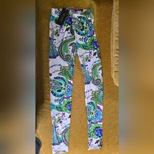 Yelete Multicolor Paisley Leggings